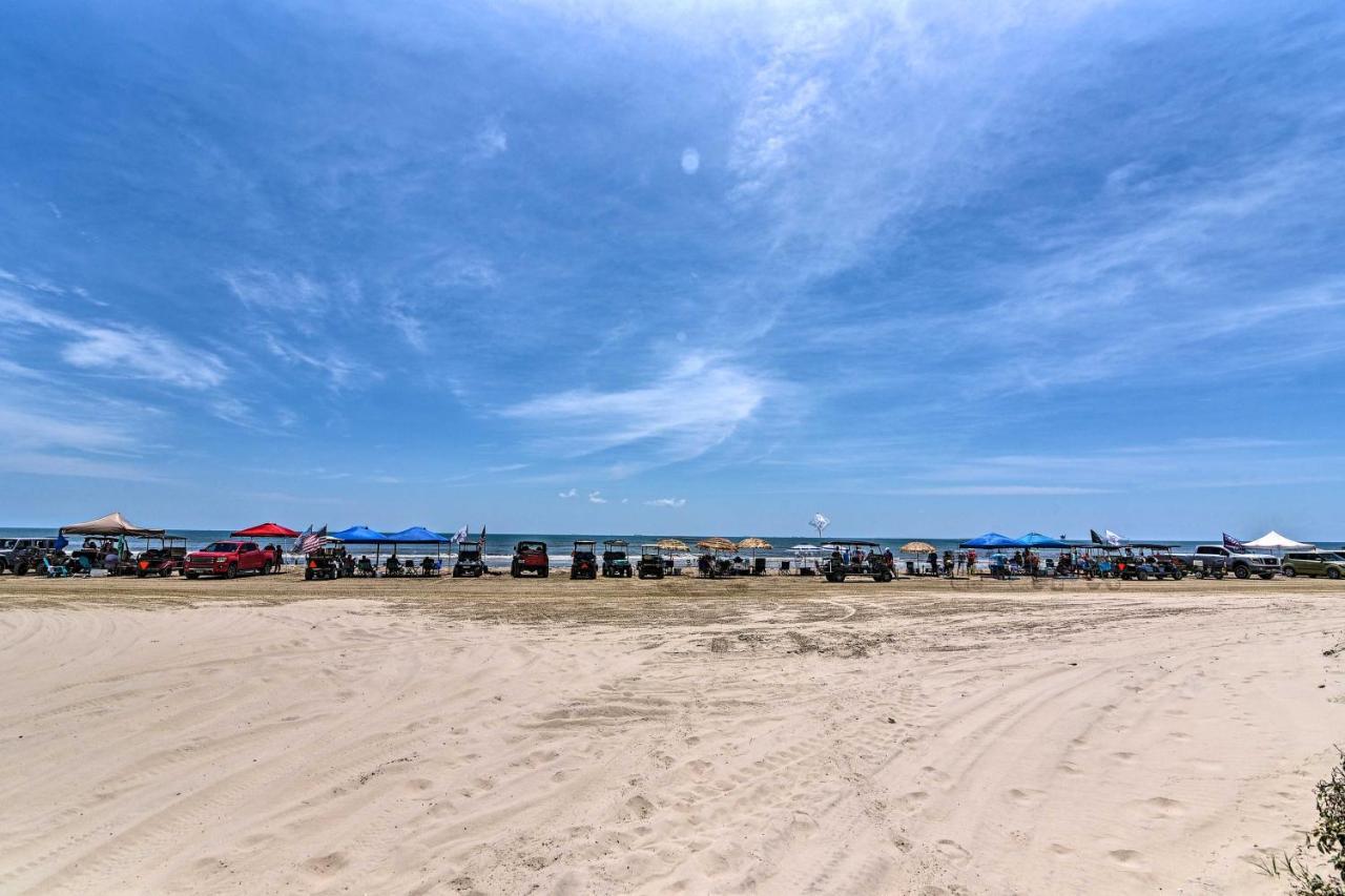 Chic Crystal Beach Escape With Deck - Walk To Beach! Bolivar Peninsula Экстерьер фото
